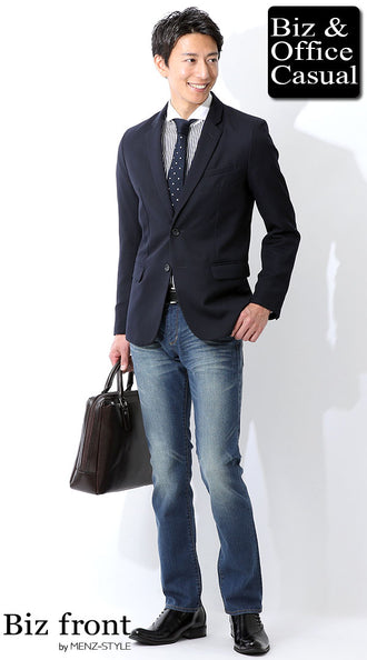 ストライプシャツとジャケットのコーデ例