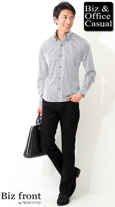 黒パンツのオフィスカジュアルコーデ例