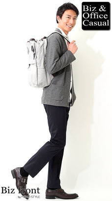 白シャツとカーディガンのコーデ例