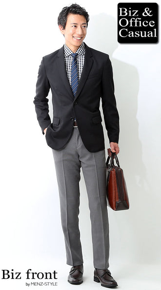 ギンガムチェックシャツとジャケットのコーデ例