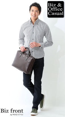 ネイビージーンズ（デニムパンツ）のコーデ例