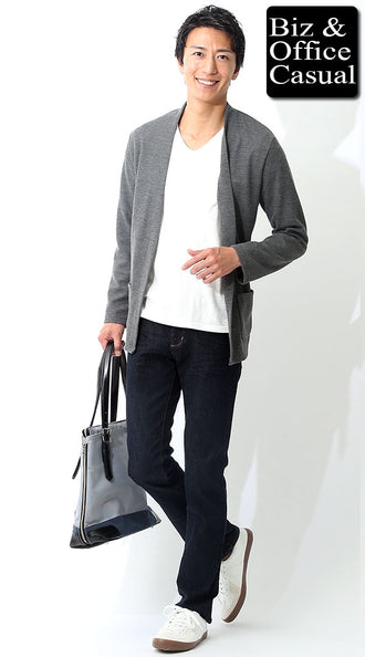 白Tシャツコーデ例