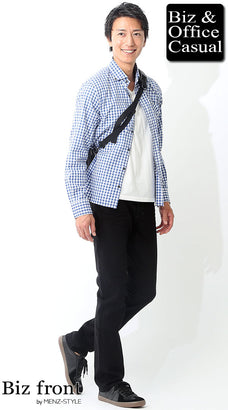 シャツと無地Tシャツのコーデ例