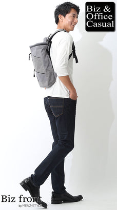 ジーンズ×Tシャツのコーデ例