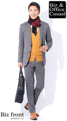 グレースーツに合うマフラーのコーデ例