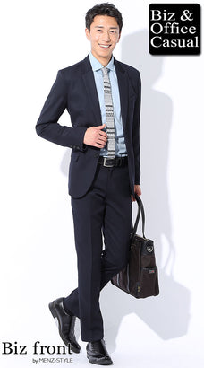 ボタンダウンシャツとスーツのコーディネート