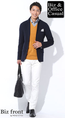 シャツとニットセーターのコーデ例