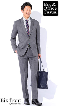 ボタンダウンシャツとスーツのコーディネート