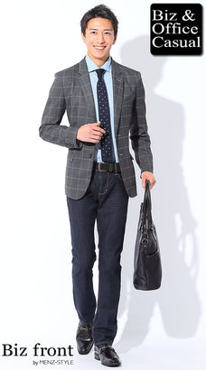 ネイビージーンズ（デニムパンツ）とジャケットのコーデ例