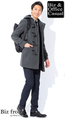 グレーダッフルコートのコーデ例