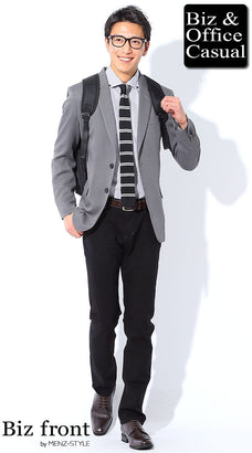 黒ジーンズ（デニムパンツ）のコーデ例