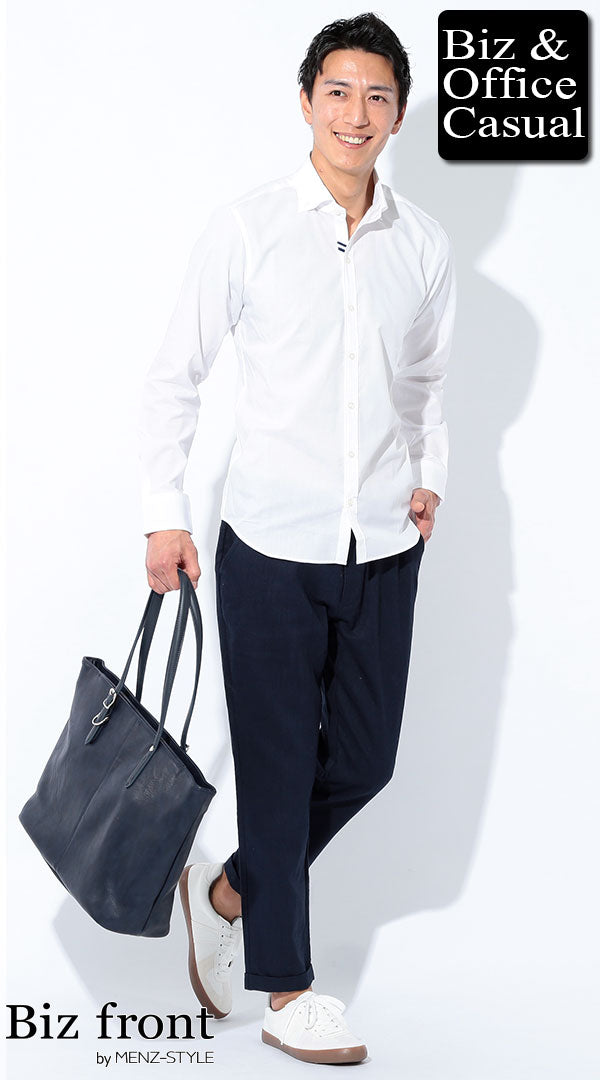 ラインデザイン白シャツ×ネイビー麻テーパードパンツ×白スニーカー　biz18ss_1632