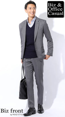 シャツとニットセーターのコーデ例