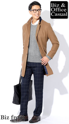 ベージュビジネスコートの40代メンズコーデ例