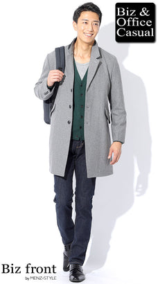 グレーコートのコーデ例