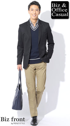 ニットセーターとシャツのジャケパンコーデ例