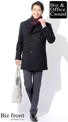 ホテル忘年会の冬アウターコーデ｜黒Pコート×ワインレッドマフラー