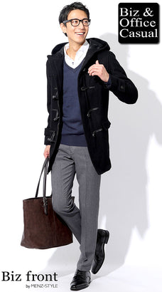 黒ダッフルコートのコーデ例