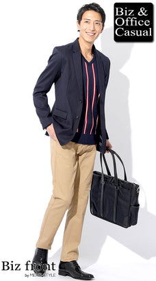 ネイビージャケット・紺ブレザーに合うベージュチノパン・スラックスのコーデ例