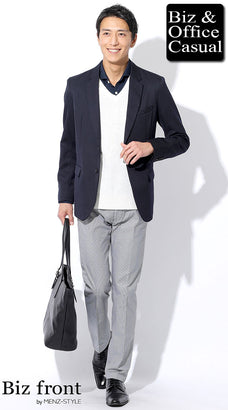 ニットセーターとシャツのジャケパンコーデ例