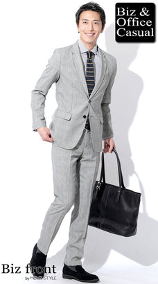 上下スーツでシャツ＆ネクタイのコーデ