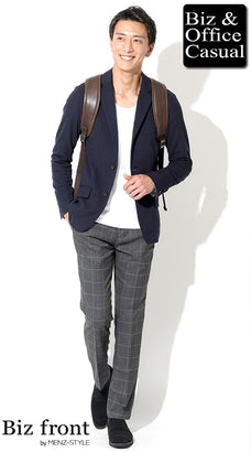 スエードローファーのコーデ例