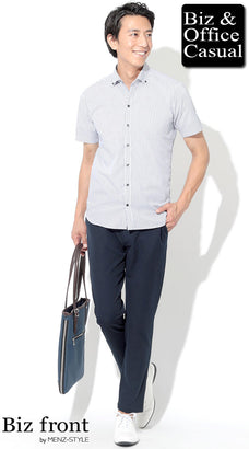 夏のネイビーパンツコーデ例