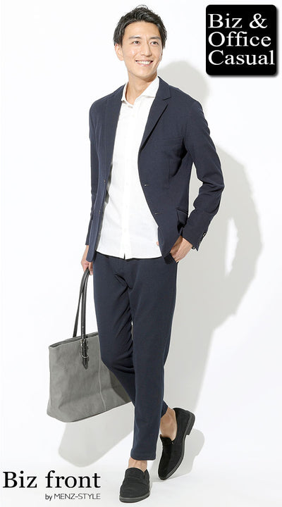 ネイビーテーラードジャケット×麻白シャツ×ネイビーアンクルパンツ×スエードシューズ　セットアップ