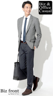 スラックスのコーデ例