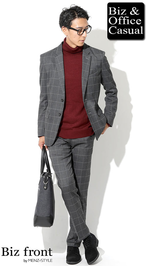 グレーのチェックセットアップにボルドーのタートルネックを合わせた冬のビジカジコーデ