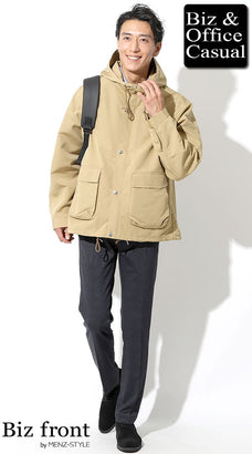 休日カジュアルネイビースラックスコーデ例