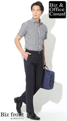 夏に涼しい薄手ズボンのメンズコーデ例