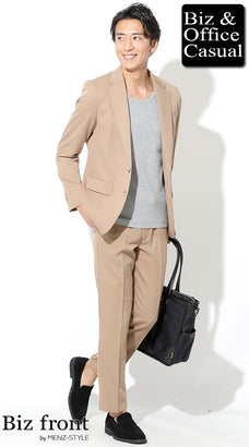 スラックスとtシャツのメンズコーデ例