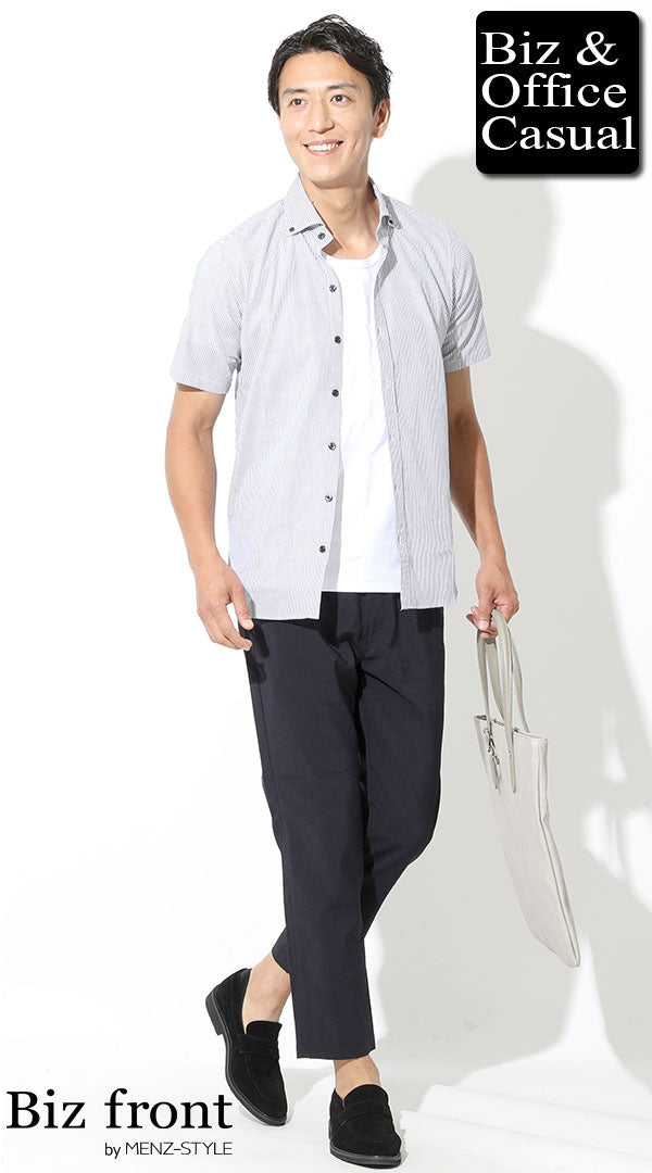 ストライプ半袖シャツ×半袖白Tシャツ×ネイビーアンクルパンツ×グレートートバッグ　biz20ss_3393