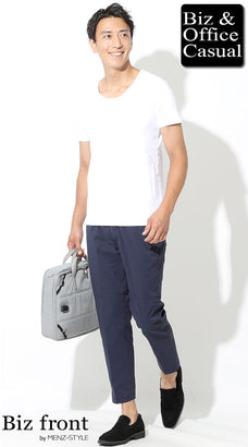 スラックスとtシャツのメンズコーデ例