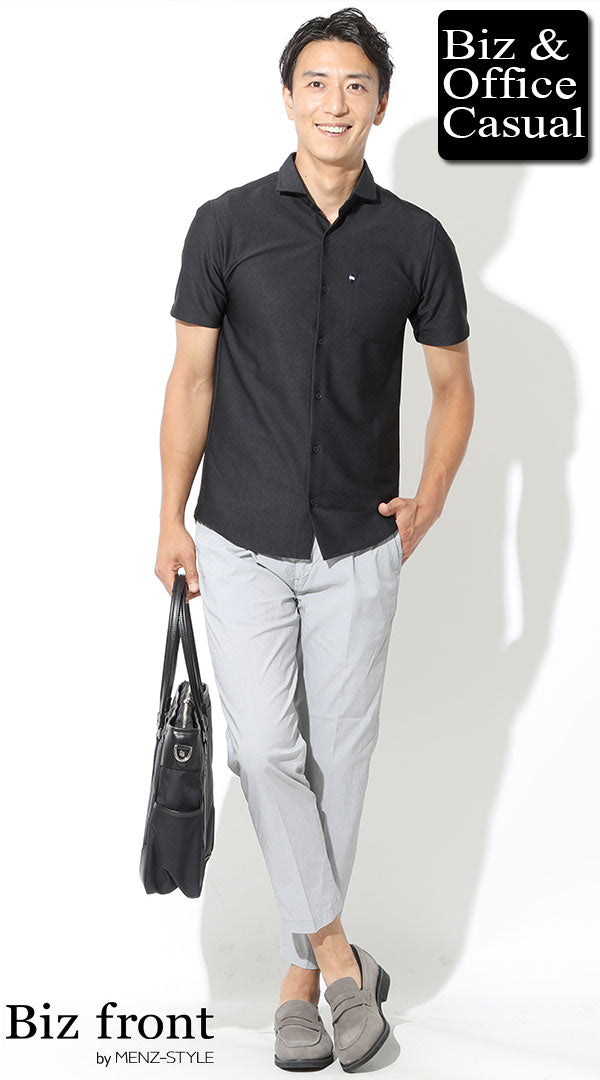 コーディネート例 黒半袖シャツ型ポロシャツ×グレーシアサッカーアンクルパンツ