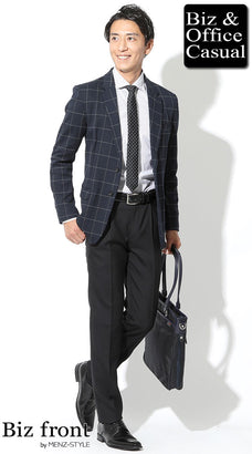 ネイビージャケット・紺ブレザーに合う黒パンツのコーデ例