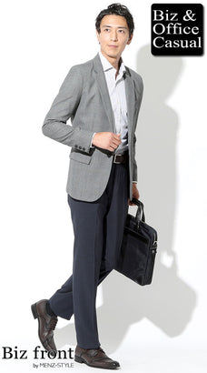 夏に涼しい薄手ズボンのメンズコーデ例