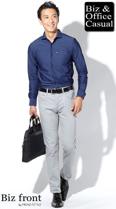 スマートカジュアル 男性 ジャケットなし 春秋 ネイビーポロシャツ×グレーパンツ コーデ 大人カジュアル