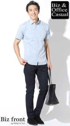 夏のネイビーパンツコーデ例