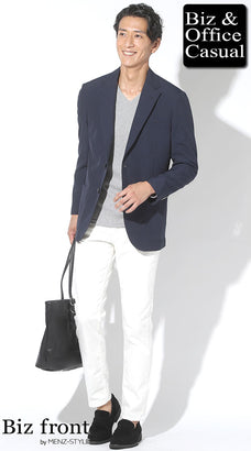 夏のネイビージャケットのコーデ例