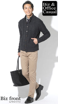 冬のオフィスカジュアルコーデ例