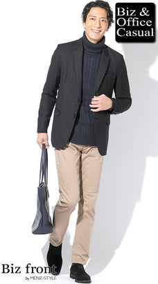 ブラックジャケット×ネイビータートルのニュアンスコーデ