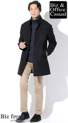 黒コート×ネイビータートルの上品コーデ