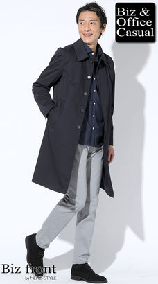 ネイビーロングステンカラーコートを前開けにしたシンプルスリムコーデ