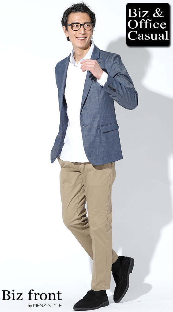 デニムテーラードジャケット×白ホリゾンタル襟イージーケアシャツ×ベージュテーパードスラックスチノパン×黒スエードシューズ　biz22ss_1087