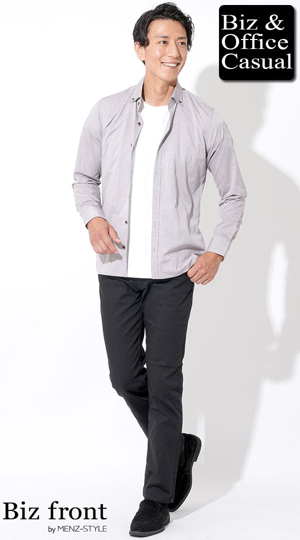 コーディネート例 ブラウンシャンブレー形態安定長袖シャツ×白厚手半袖Tシャツ×黒ストレッチスリムチノパンツ