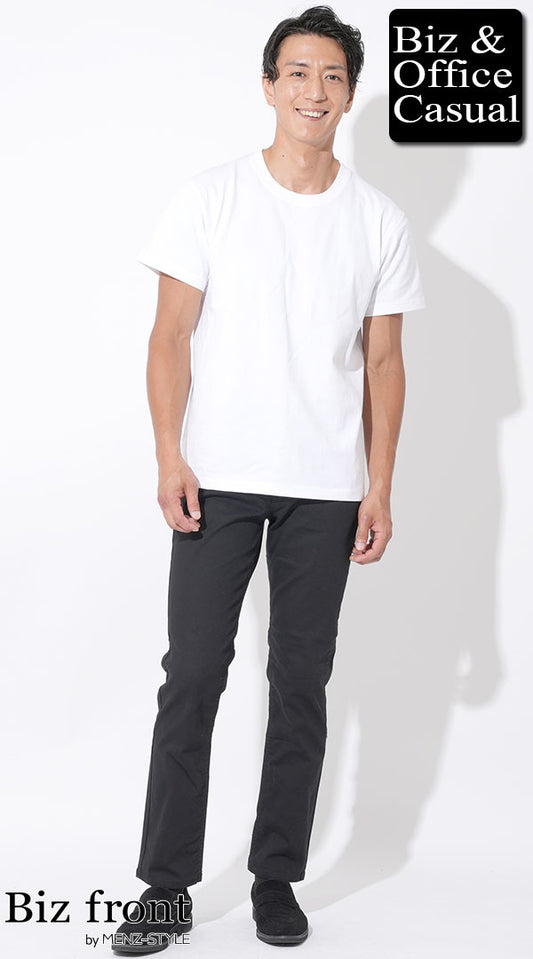 白ヘビーウェイト丸首半袖Tシャツ×黒スリムストレッチチノパンツ×黒スエード靴　biz22ss_2997