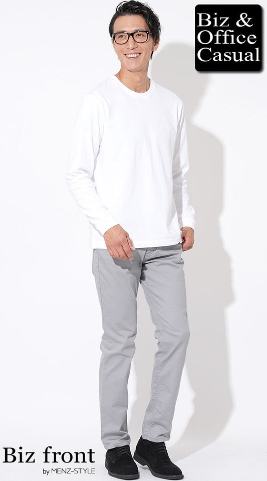 白長袖Tシャツ×グレーチノパン×黒スエードシューズ　biz22aw_0885