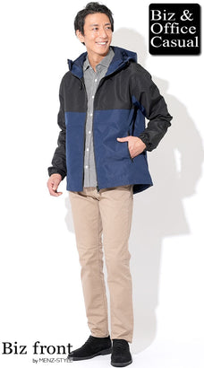 パーカー×ワイシャツのコーデ例